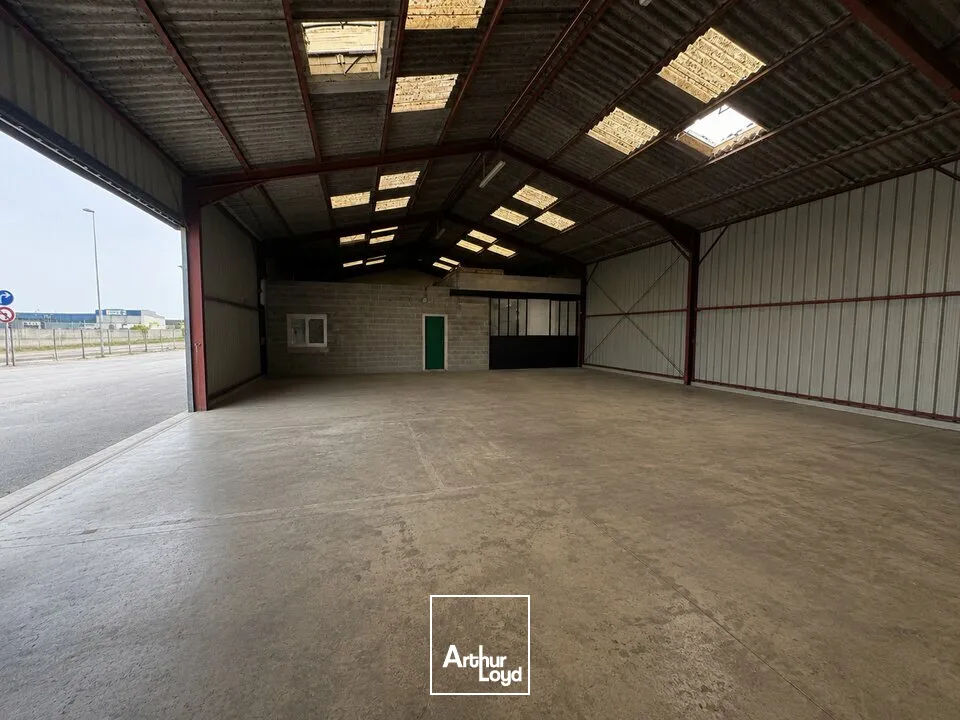 Locaux d'activité & Entrepôts - Location - PARCAY MESLAY - 37210 - 546-546 - 7876694