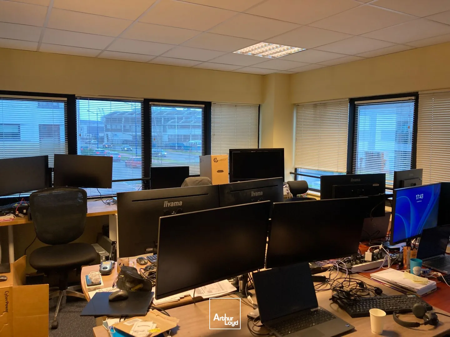 Bureaux - Location - BREST - 29200 - 123-123 - 7876782