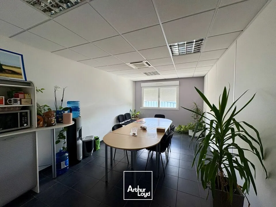 Bureaux - Location - AHUY - 21121 - 146-146 - 7877419