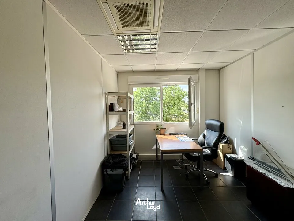 Bureaux - Location - AHUY - 21121 - 146-146 - 7877420