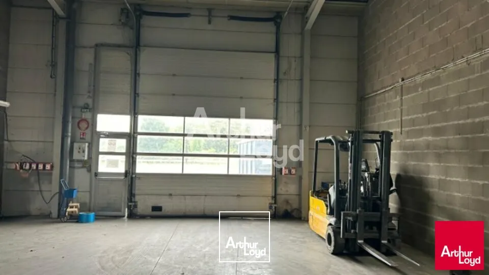 Locaux d'activité & Entrepôts - Location - BLOIS - 41000 - 684-684 - 7877467