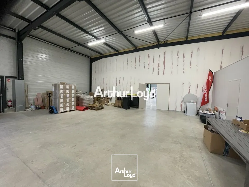 Locaux commerciaux - Location - CORMONTREUIL - 51350 - 530-530 - 7877483