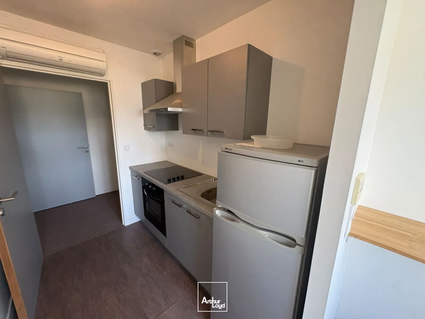 Bureaux - Location - SAINT JEAN DE BRAYE - 45800 - 160.61-160.61 - 7877692