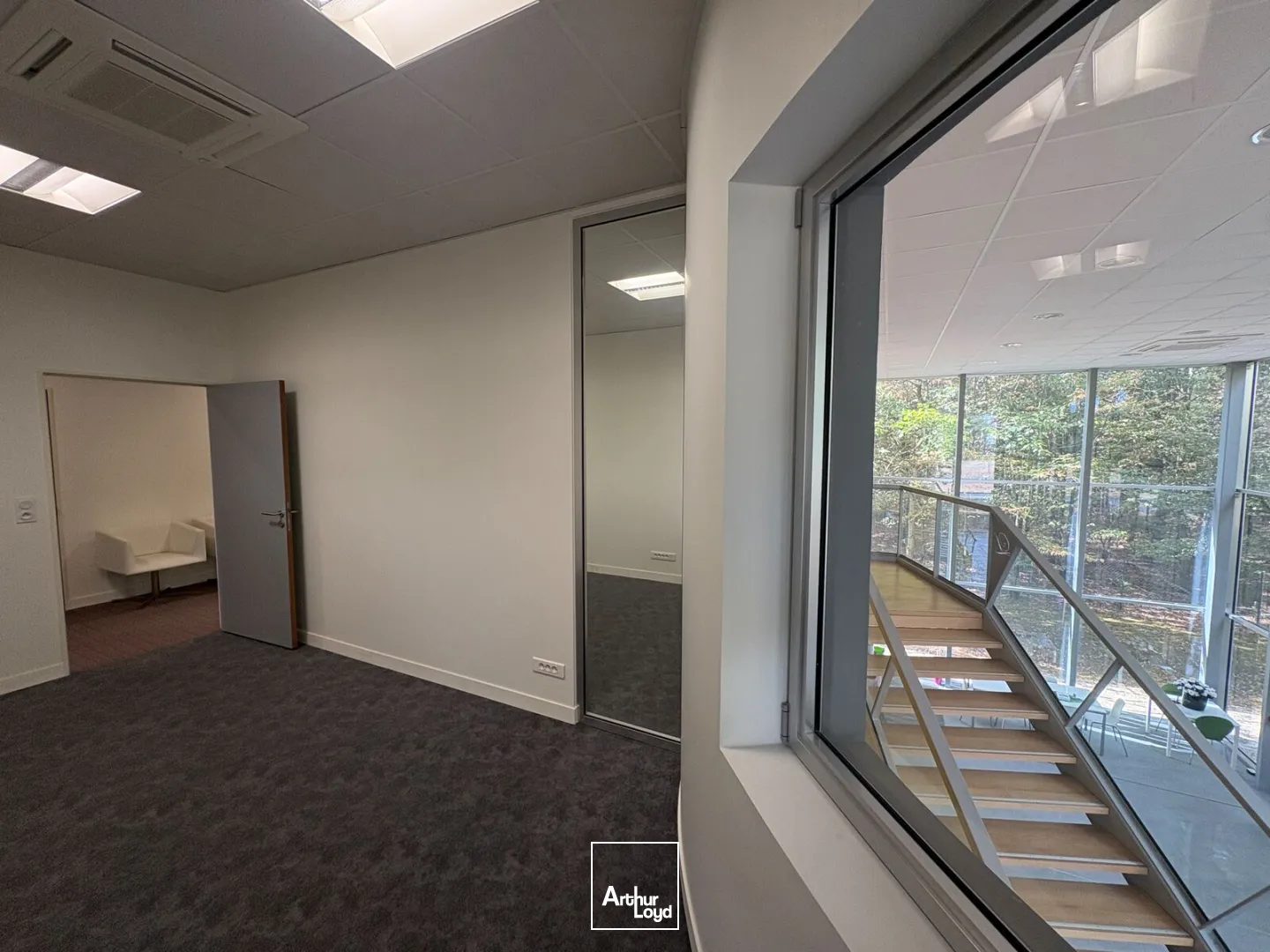 Bureaux - Location - SAINT JEAN DE BRAYE - 45800 - 160.61-160.61 - 7877681