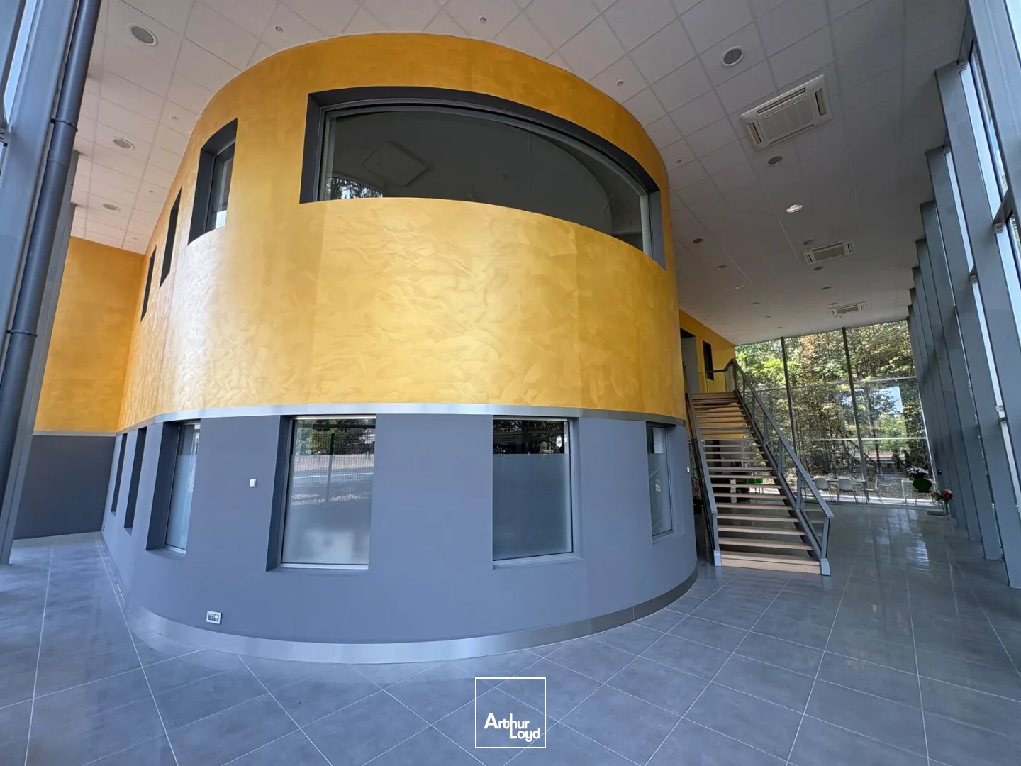 Bureaux - Location - SAINT JEAN DE BRAYE - 45800 - 160.61-160.61 - 7877680