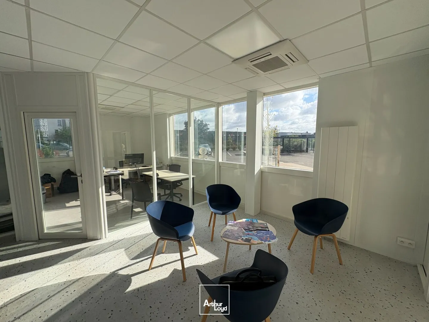 Bureaux - Location - OLIVET - 45160 - 770-770 - 7877700
