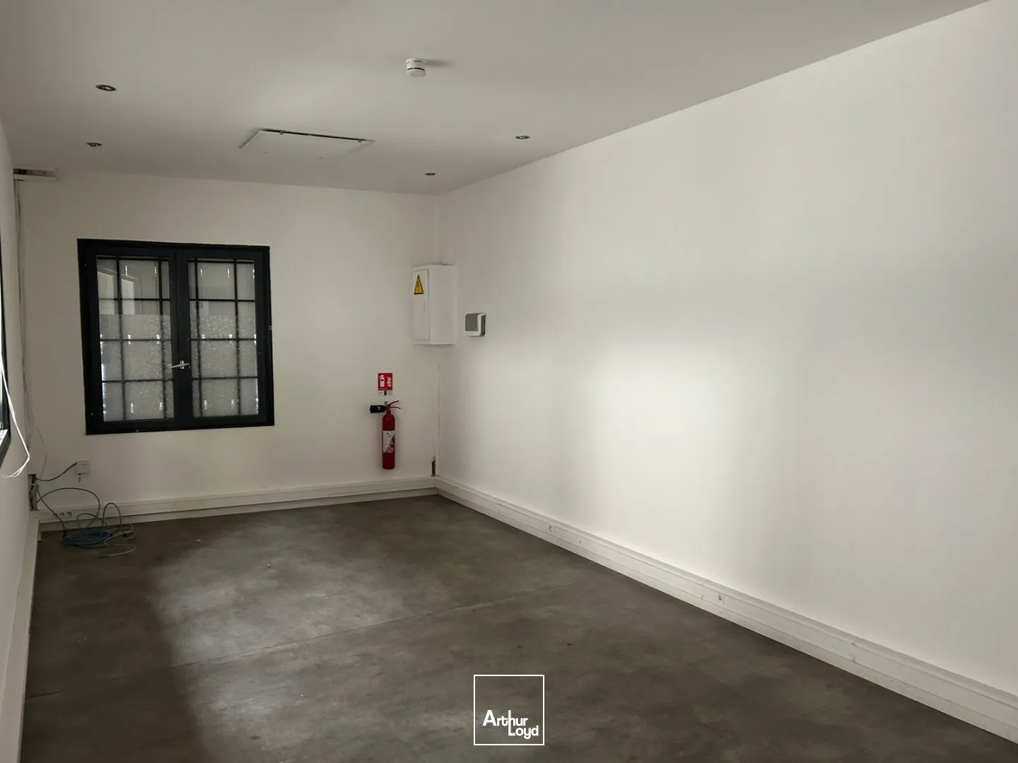 Locaux d'activité & Entrepôts - Location - SAINT NAZAIRE - 44600 - 200-467 - 7877779