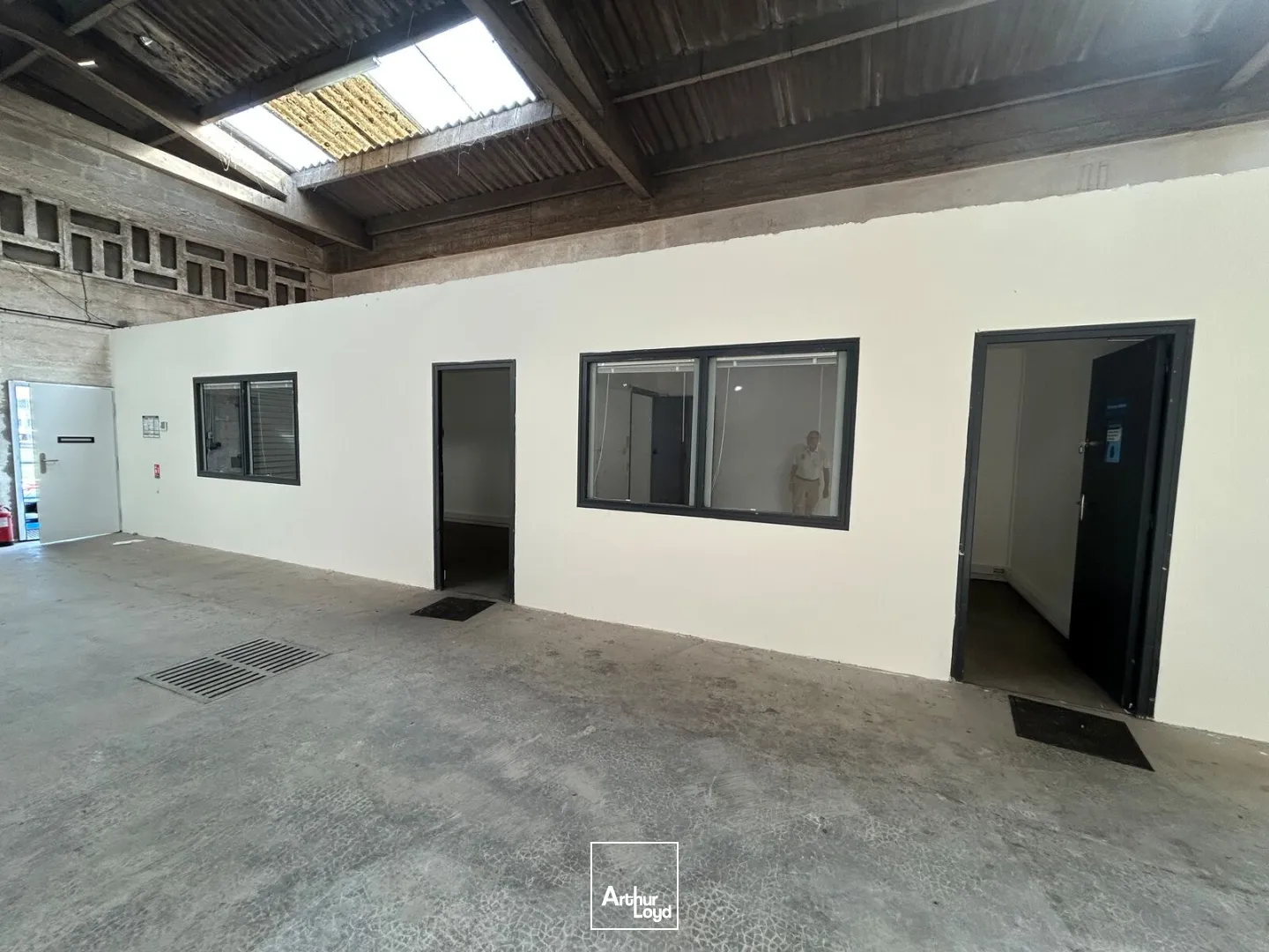 Locaux d'activité & Entrepôts - Location - SAINT NAZAIRE - 44600 - 200-467 - 7877781