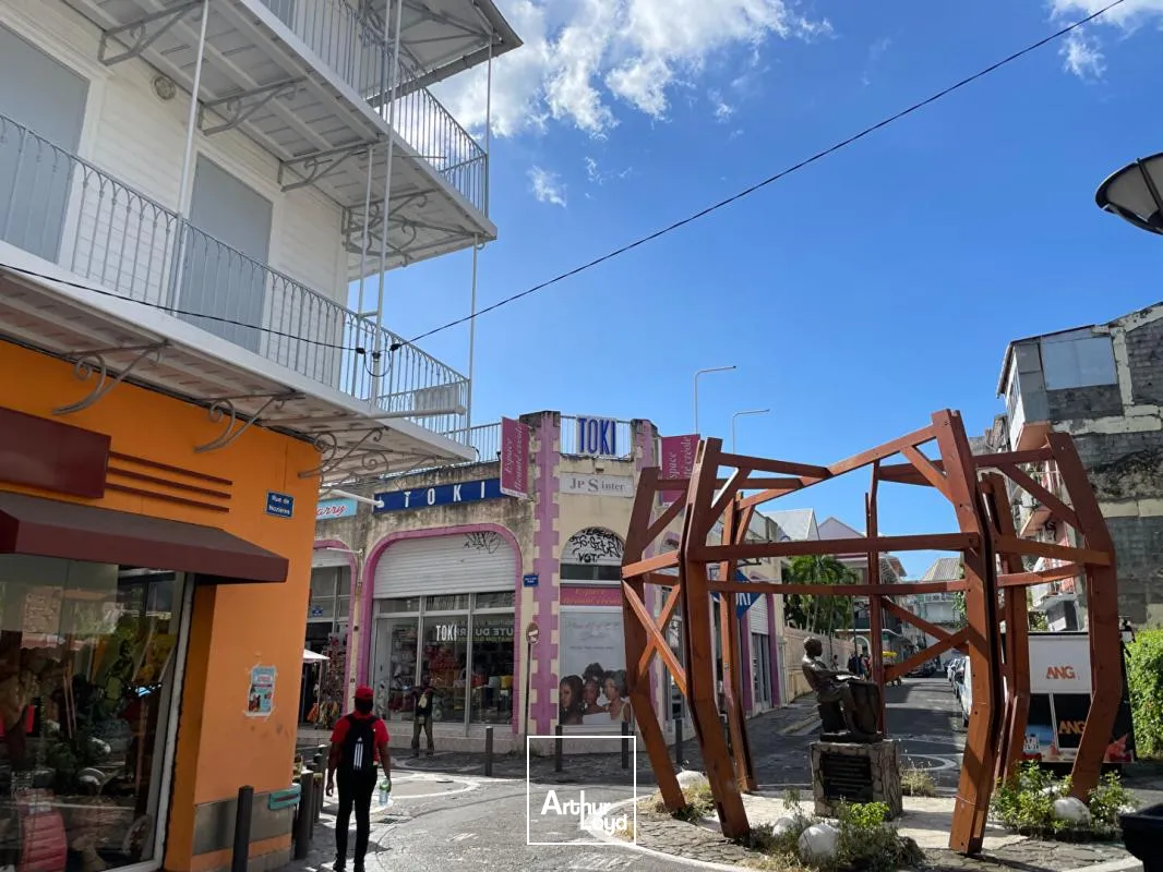 Locaux commerciaux - Location - Pointe A Pitre - 97110 - 45-45 - 7878195
