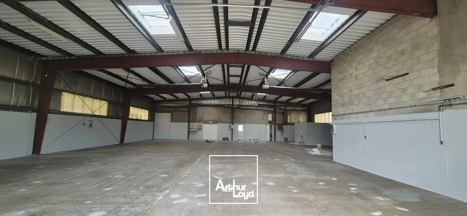 Locaux d'activité & Entrepôts - Location - FIXIN - 21220 - 670-670 - 7878325