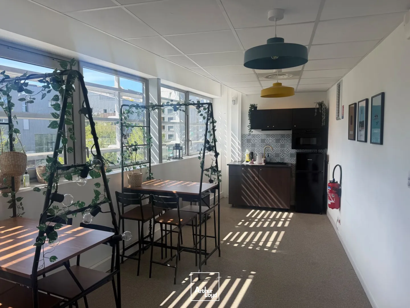 Bureaux - Location - BORDEAUX - 33300 - 147.39-381.14 - 7878524