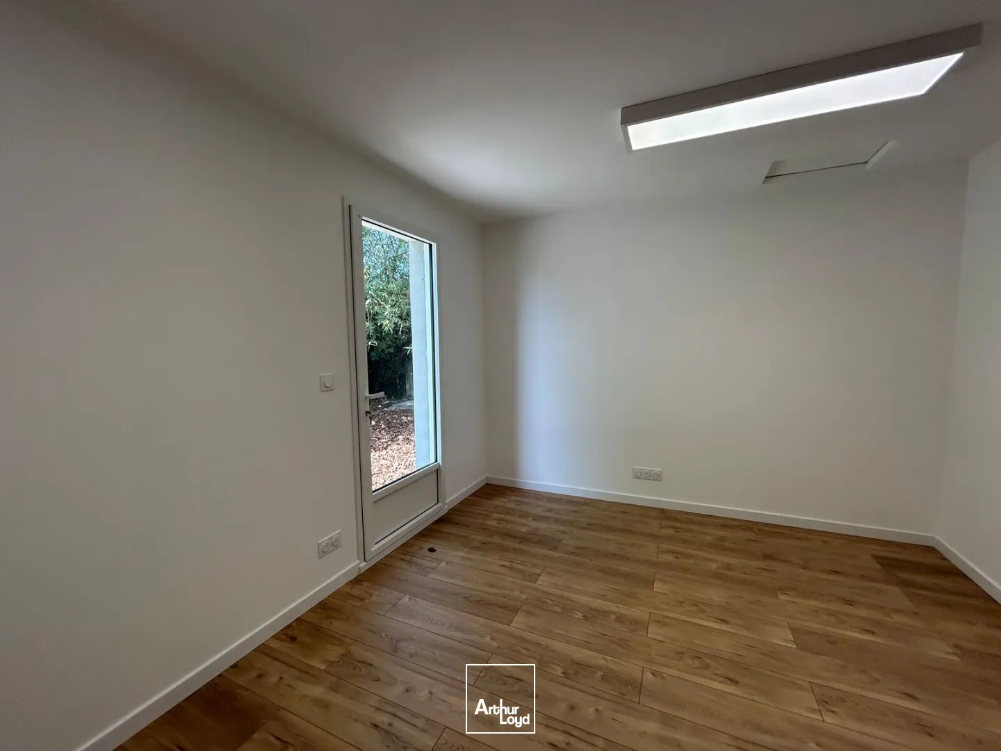 Locaux d'activité & Entrepôts - Location - MONTOIR DE BRETAGNE - 44550 - 211-211 - 7878679