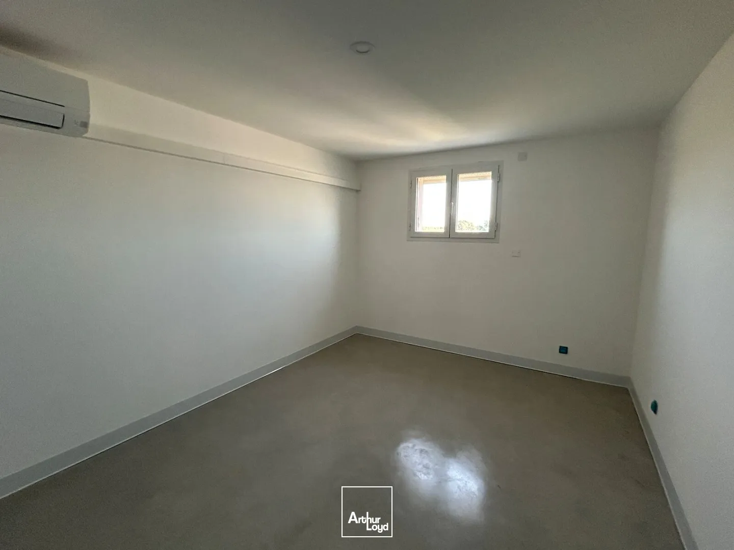 Locaux d'activité & Entrepôts - Vente - VENDRES - 34350 - 1285.36-1285.36 - 7878774