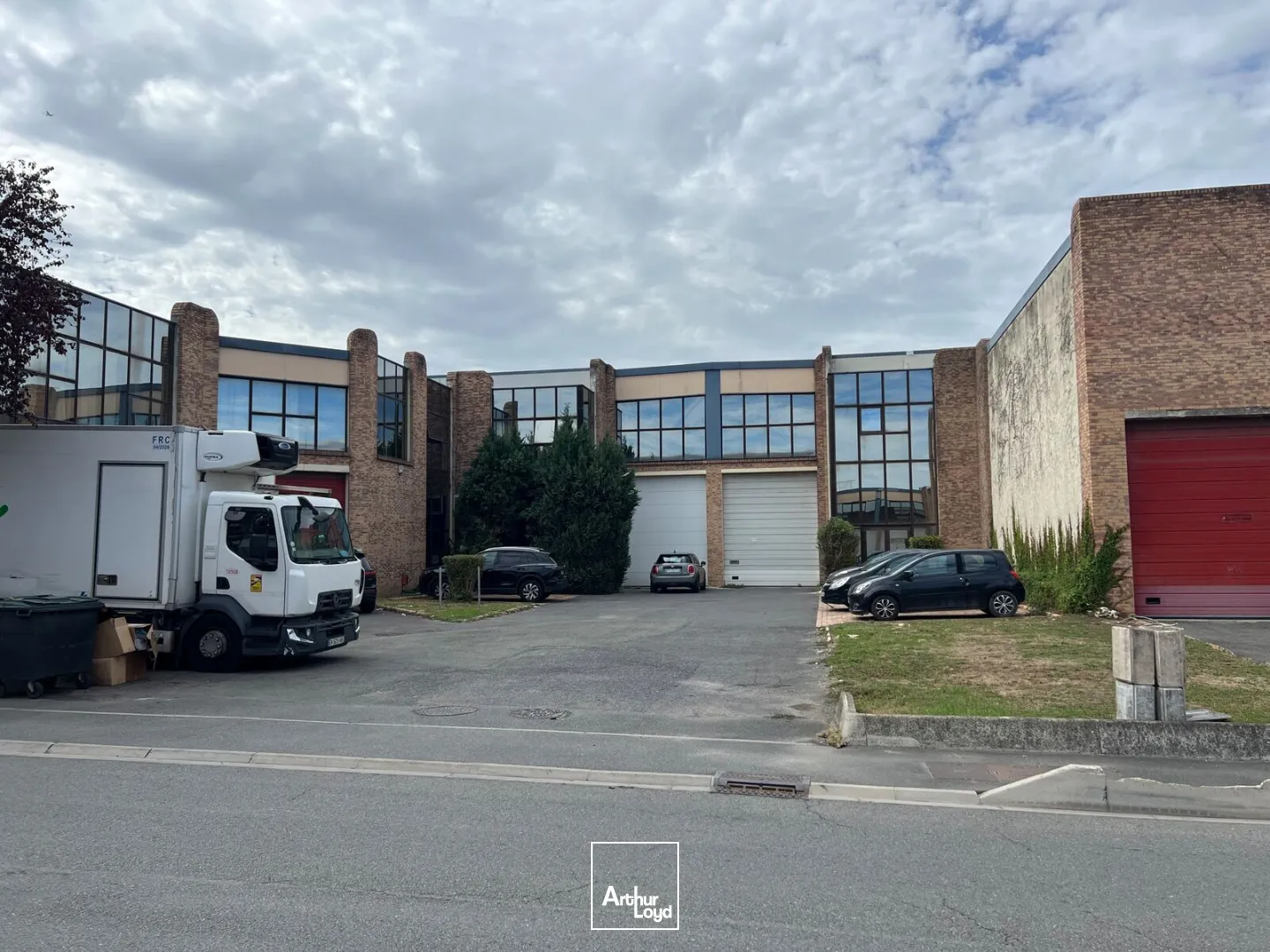Locaux d'activité & Entrepôts - Location - LE THILLAY - 95500 - 1297-1297 - 7878963