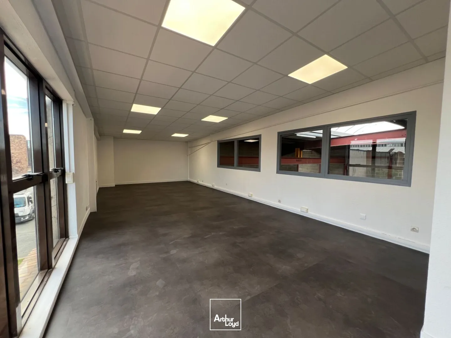 Locaux d'activité & Entrepôts - Location - LE THILLAY - 95500 - 1297-1297 - 7878966