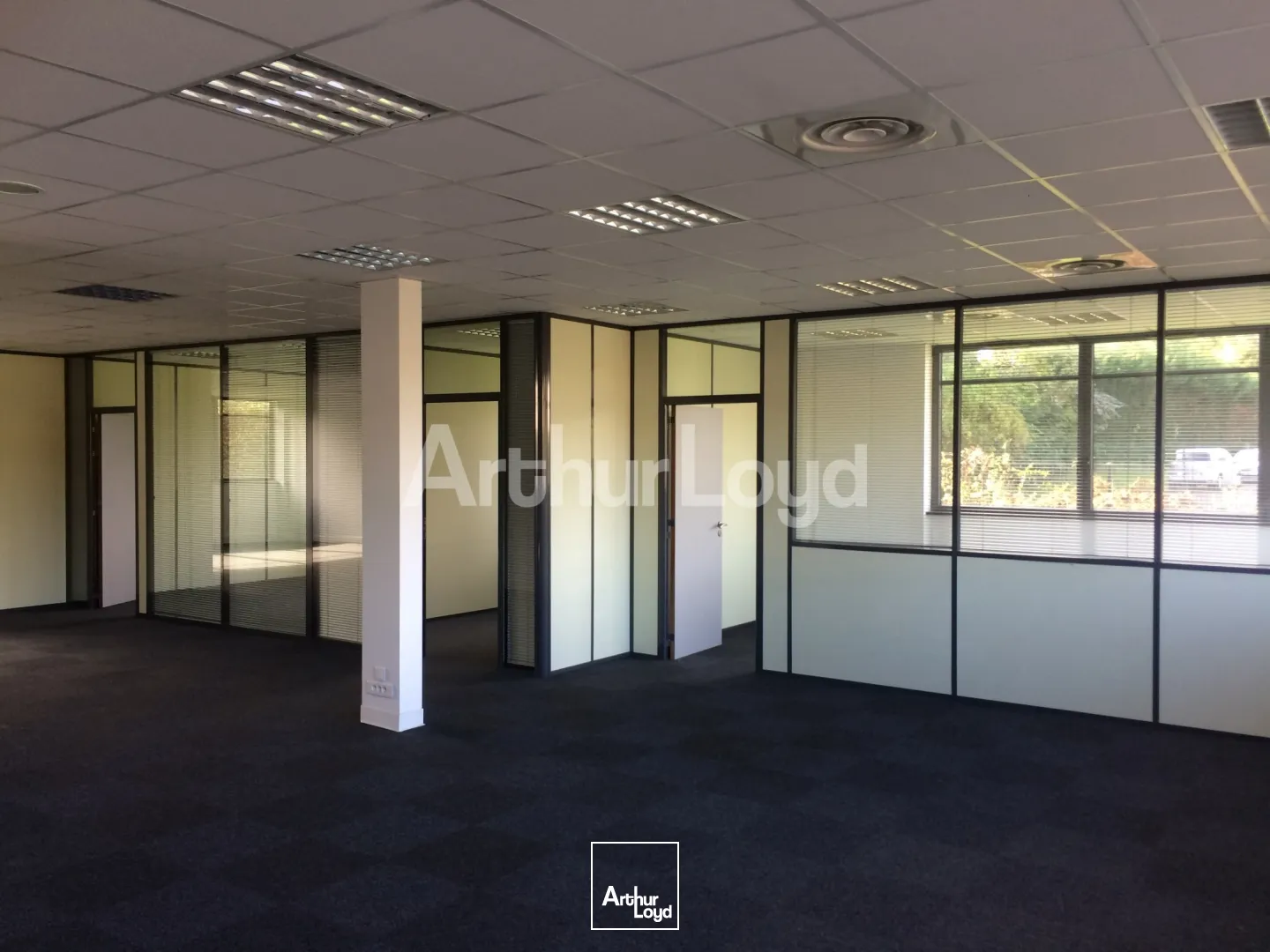 Bureaux - Location - WASQUEHAL - 59290 - 212.1-929.9 - 7879105