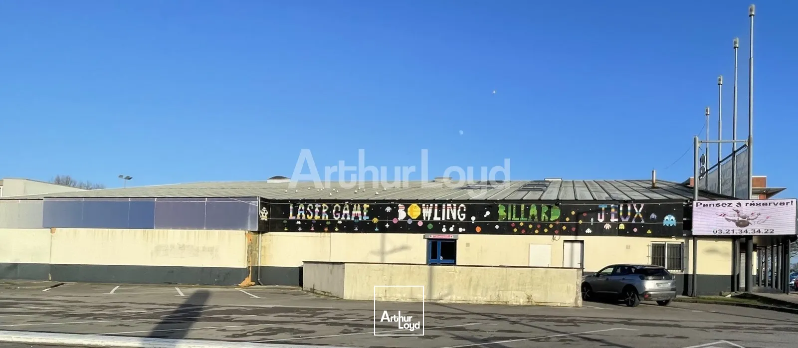 Local commercial 1350 m² · à Calais · 1 350 m² · 2 500 000 €