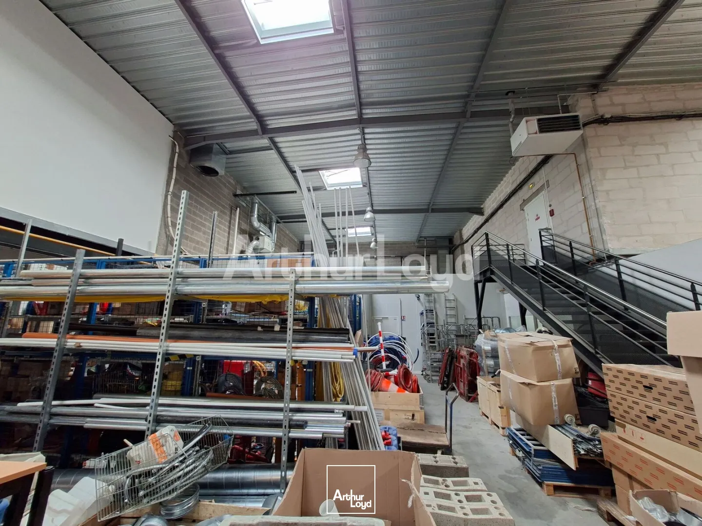 Bureaux - Location - WAMBRECHIES - 59118 - 476-2033 - 7879302