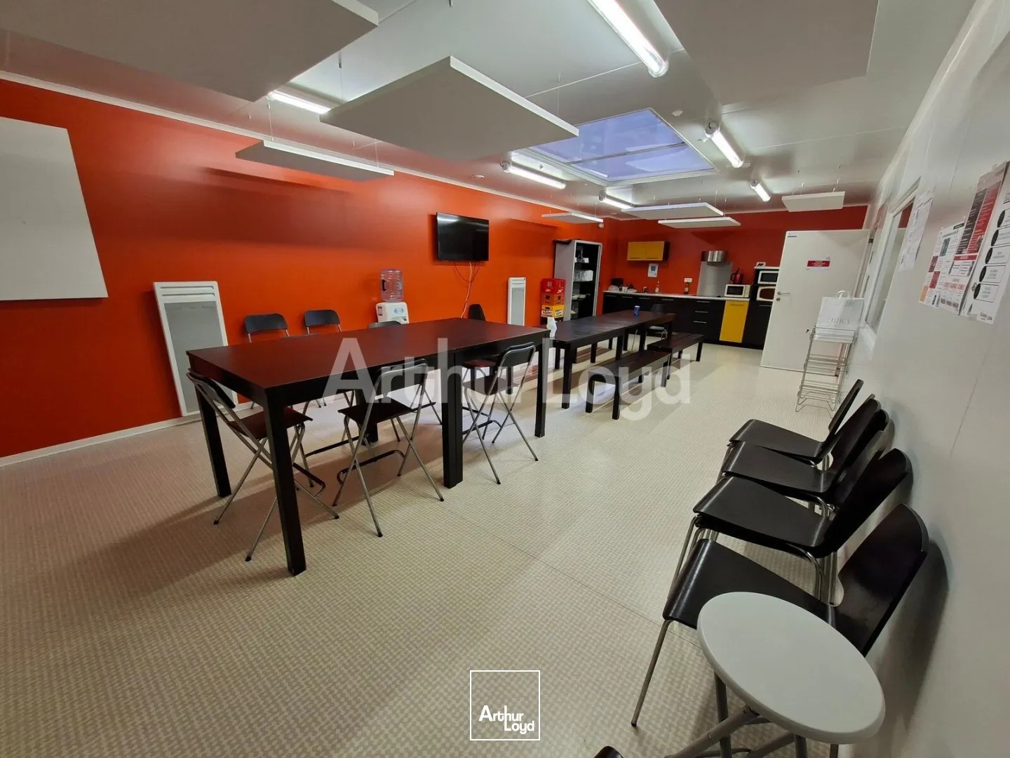 Bureaux - Location - WAMBRECHIES - 59118 - 476-2033 - 7879304