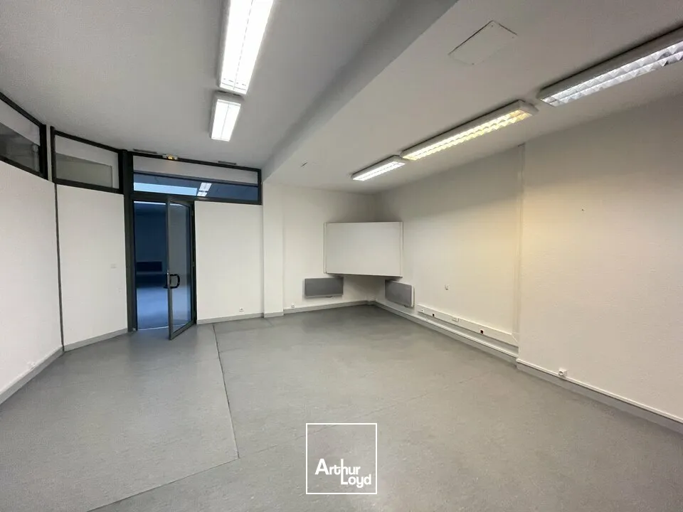 Bureaux - Location - POITIERS - 86000 - 184.87-184.87 - 7879755