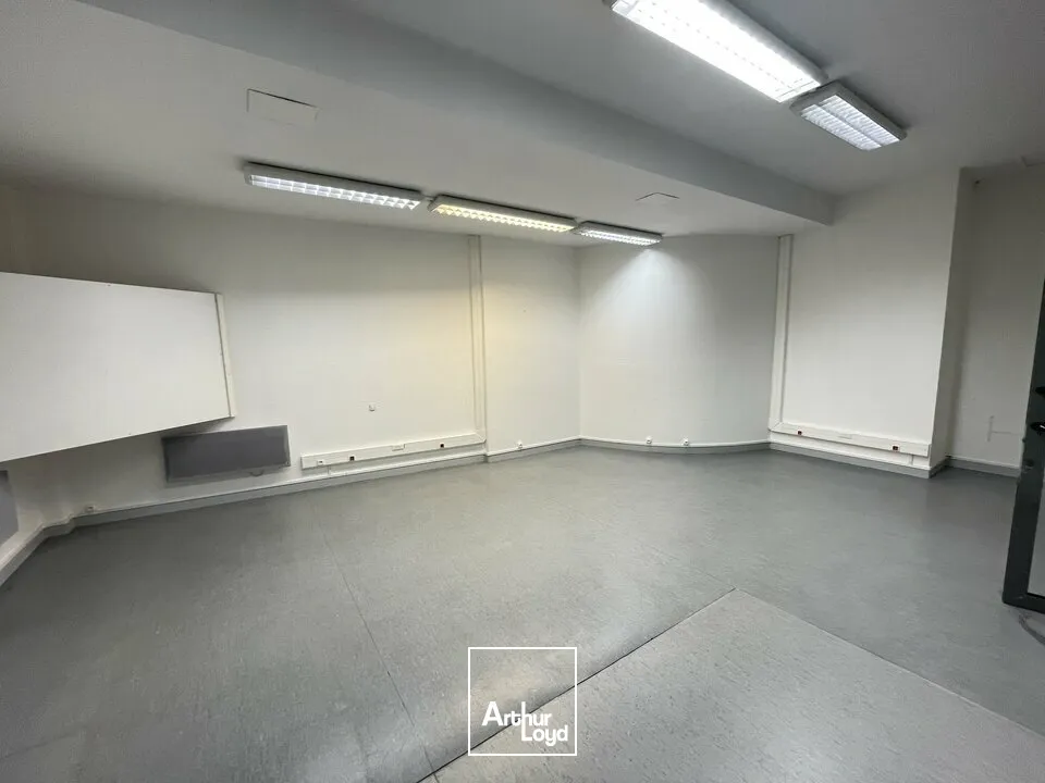Bureaux - Location - POITIERS - 86000 - 184.87-184.87 - 7879757