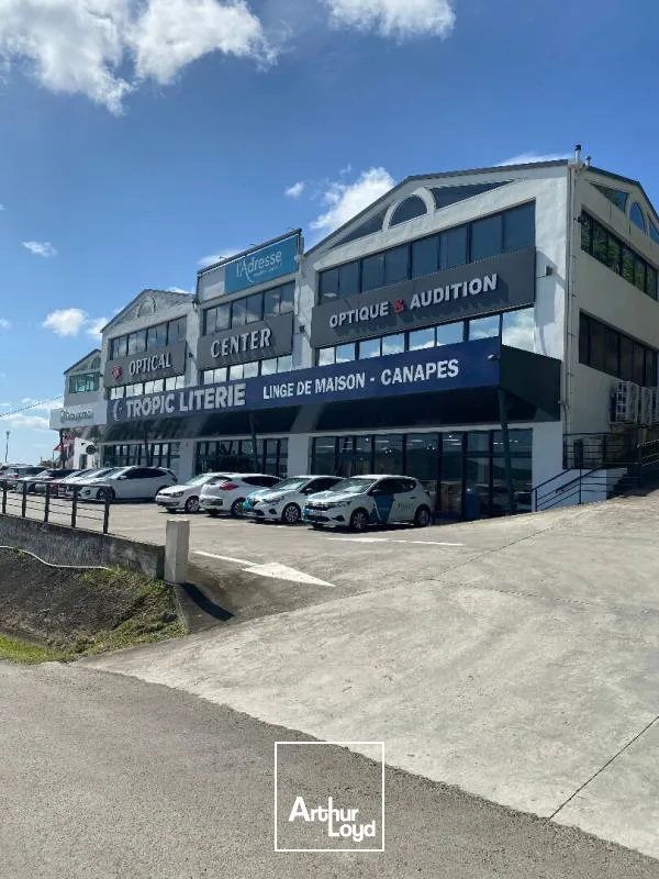 Locaux commerciaux - Location - Ducos - 97224 - 275-275 - 7880469