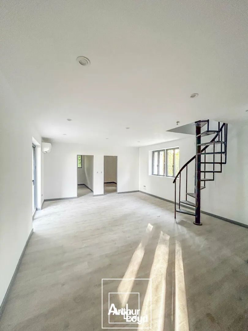 Bureaux - Location - SAINT PANTALEON DE LARCHE - 19600 - 160-160 - 7880506