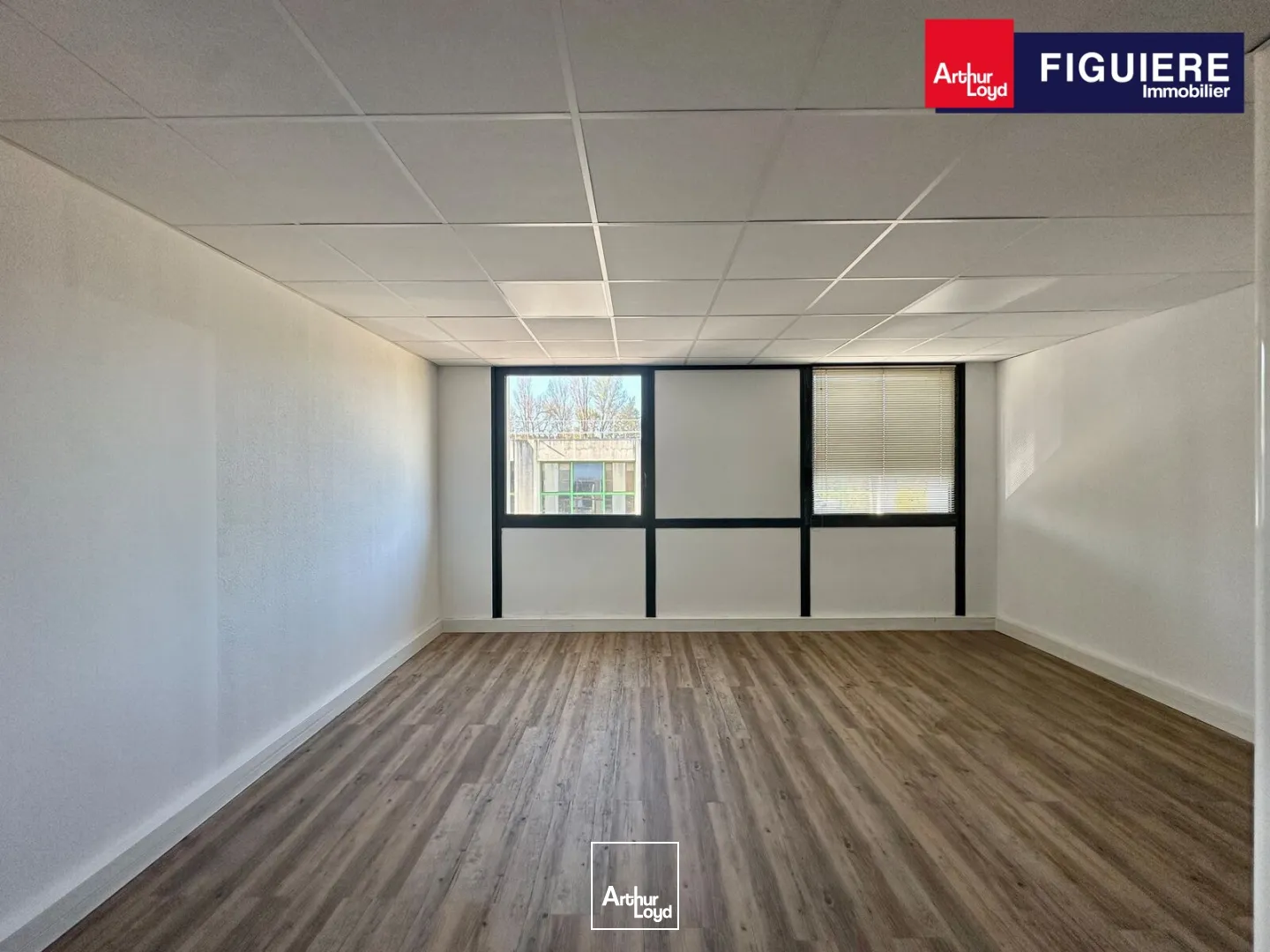 Locaux d'activité & Entrepôts - Location - AIX EN PROVENCE - 13290 - 117-117 - 7888975