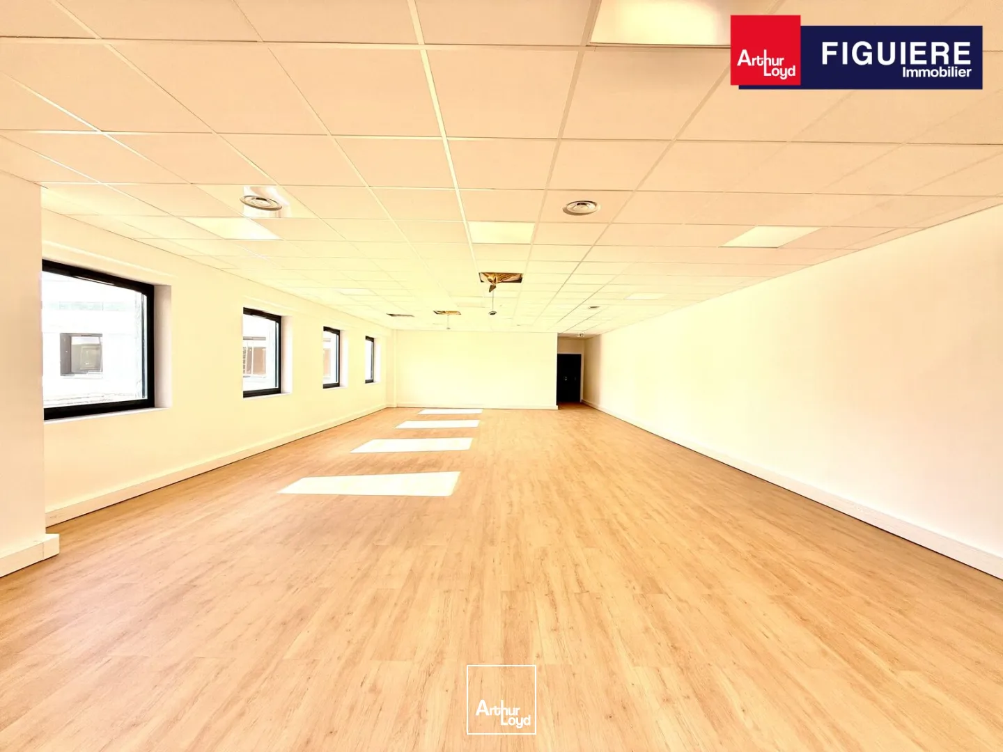 Bureaux - Location - VITROLLES - 13127 - 72-2627 - 7889090
