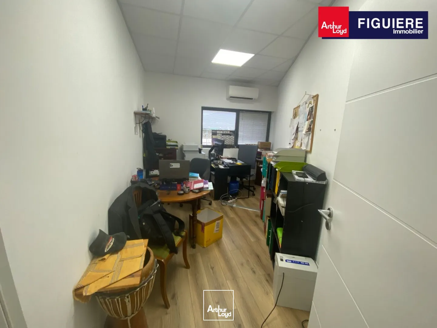 Locaux d'activité & Entrepôts - Location - LAMANON - 13113 - 162-162 - 7889245