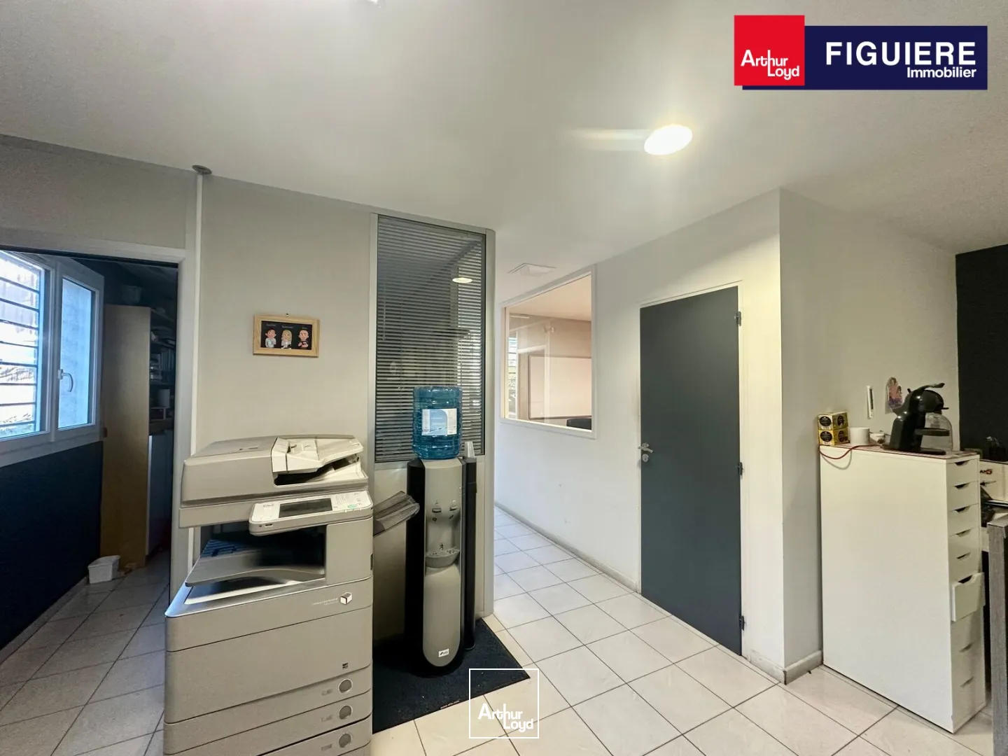 Locaux d'activité & Entrepôts - Location - VENELLES - 13770 - 120-120 - 7889279