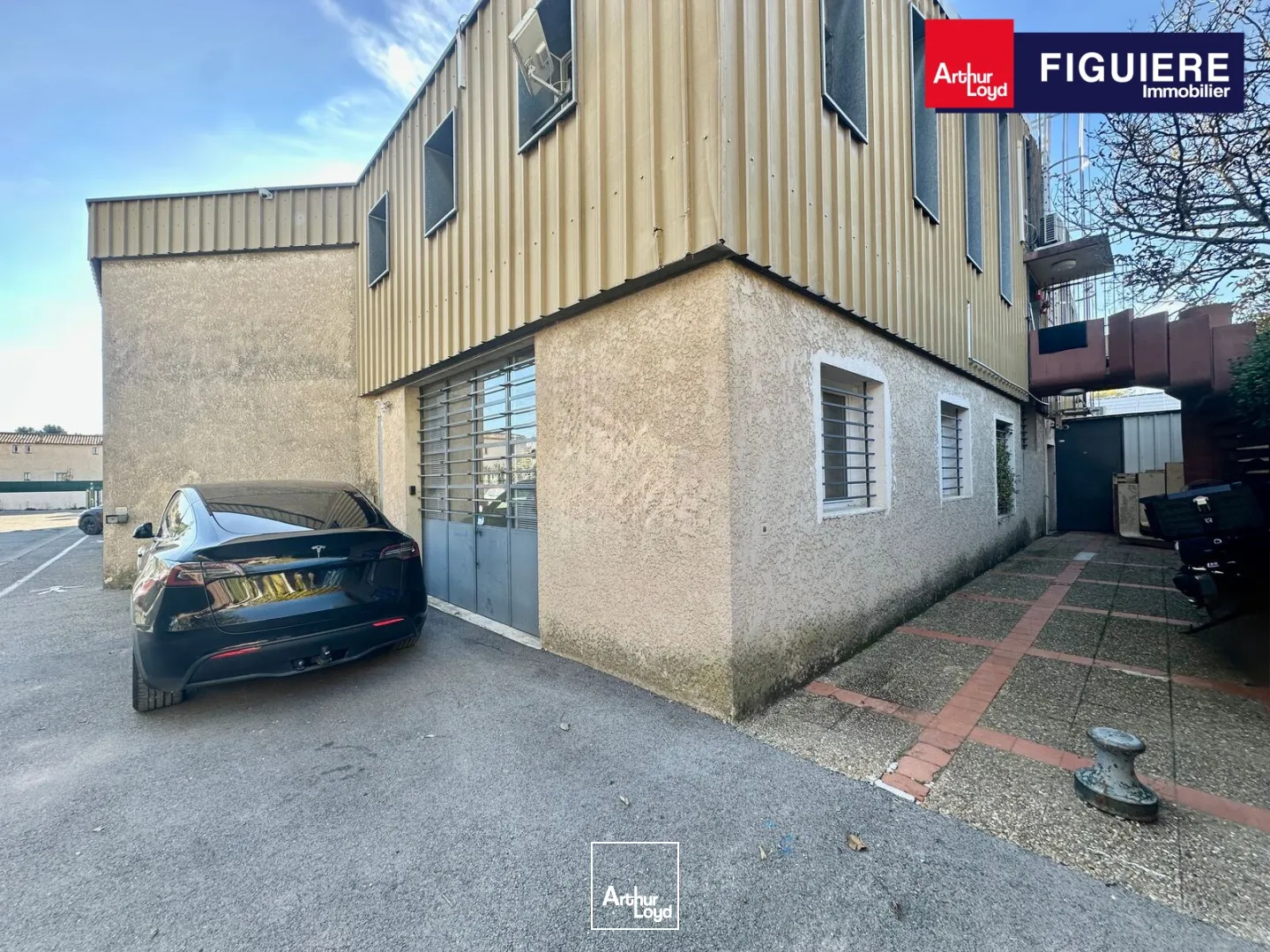 Locaux d'activité & Entrepôts - Location - VENELLES - 13770 - 120-120 - 7889276