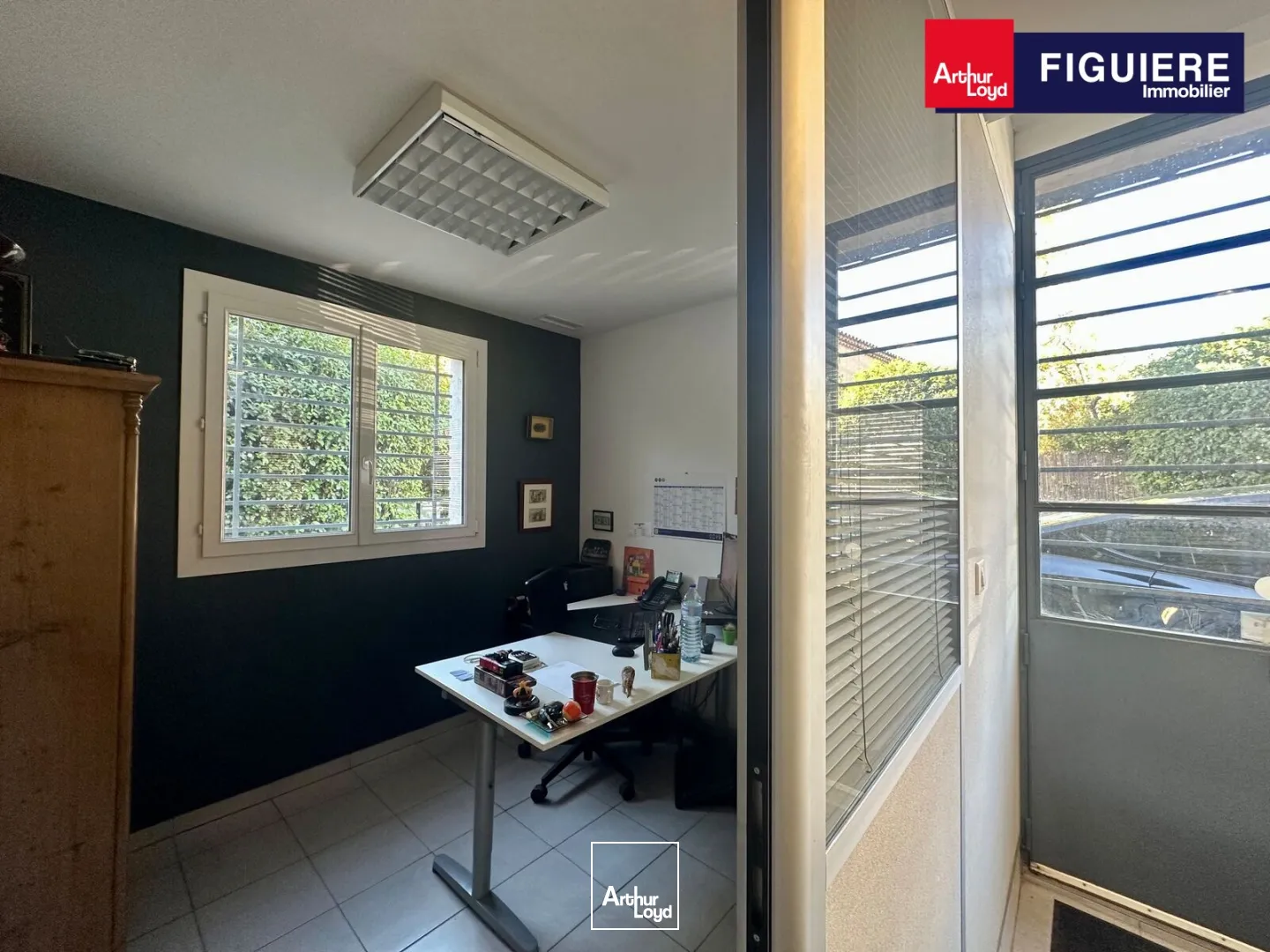 Locaux d'activité & Entrepôts - Location - VENELLES - 13770 - 120-120 - 7889280