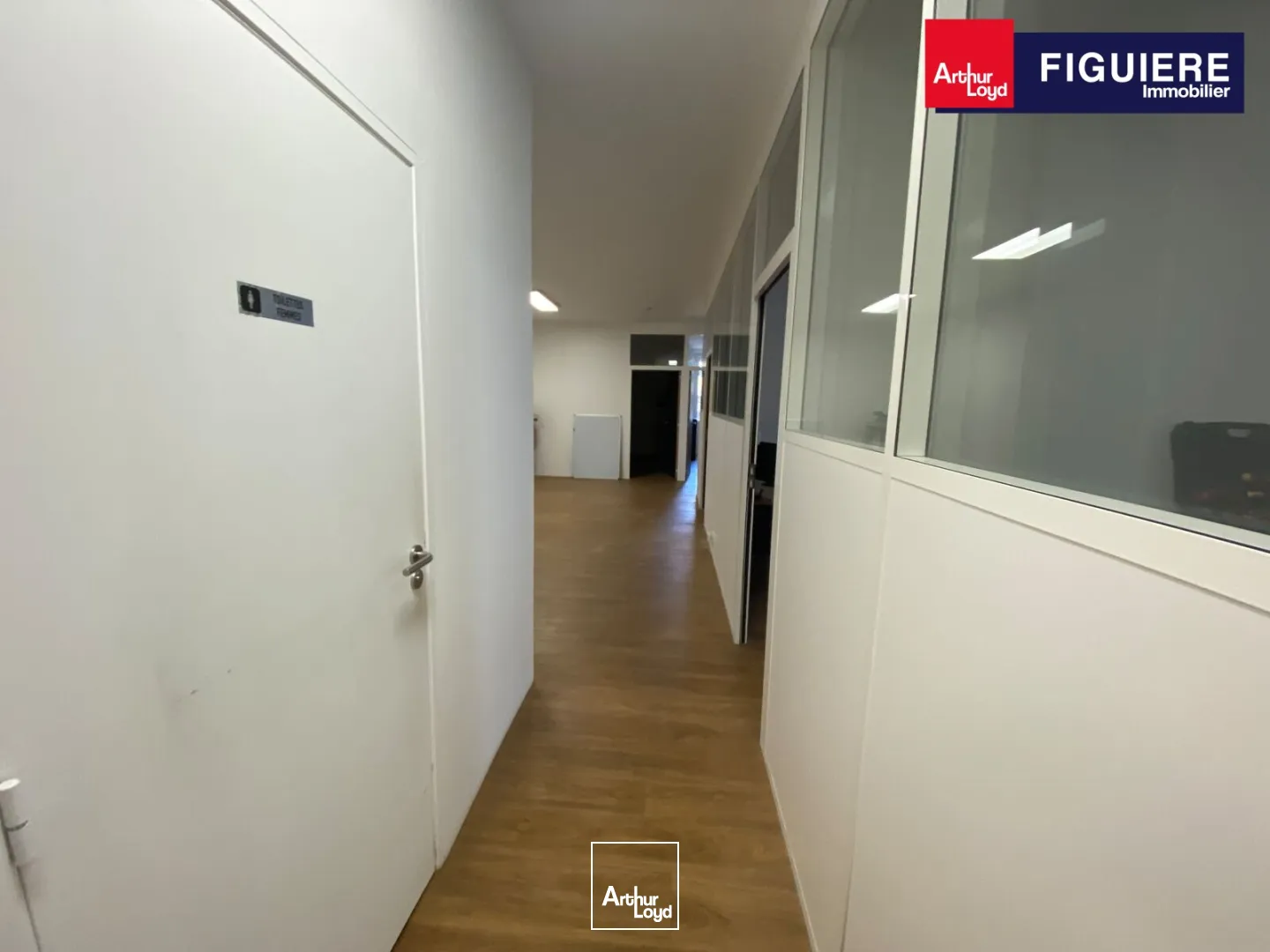 Bureaux - Location - SALON DE PROVENCE - 13300 - 74.82-221.37 - 7889337