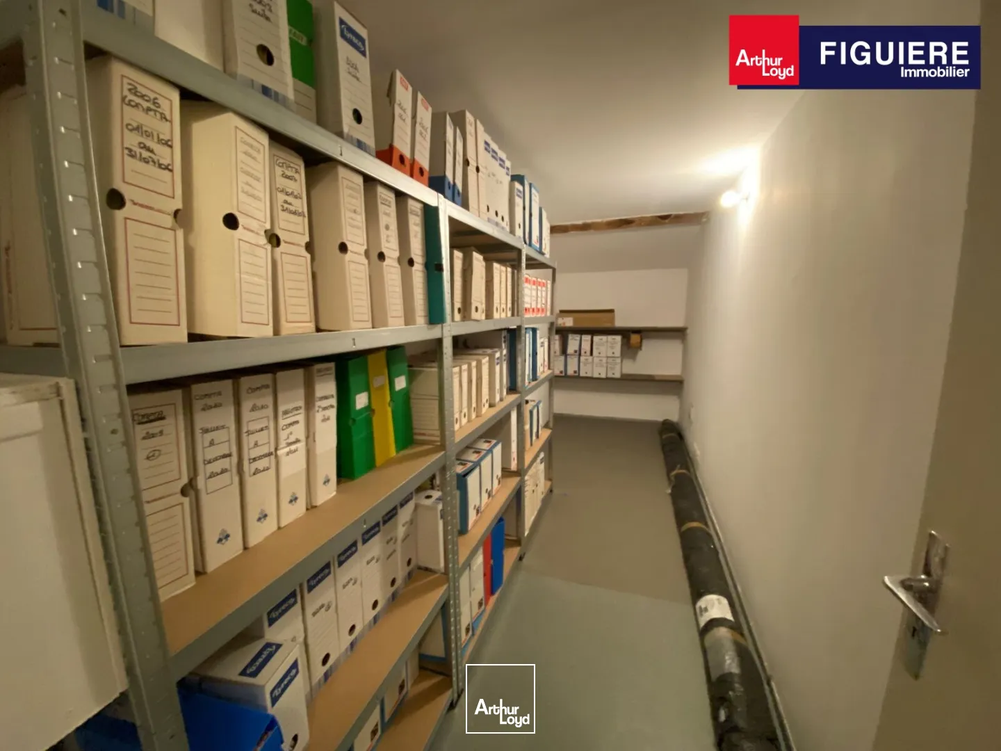 Bureaux - Location - SALON DE PROVENCE - 13300 - 74.82-221.37 - 7889345