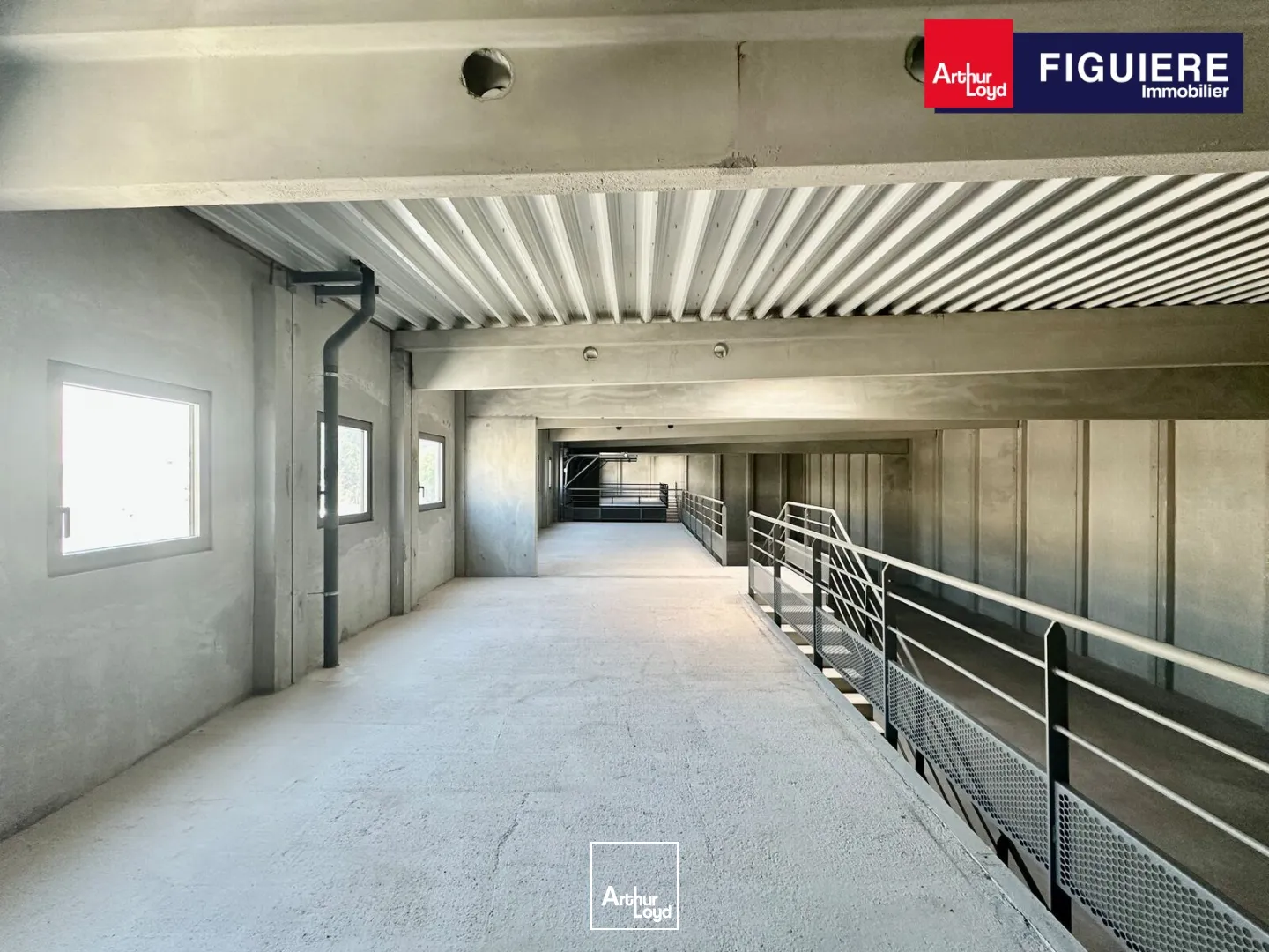 Locaux d'activité & Entrepôts - Location - LES PENNES MIRABEAU - 13170 - 199-606 - 7889353