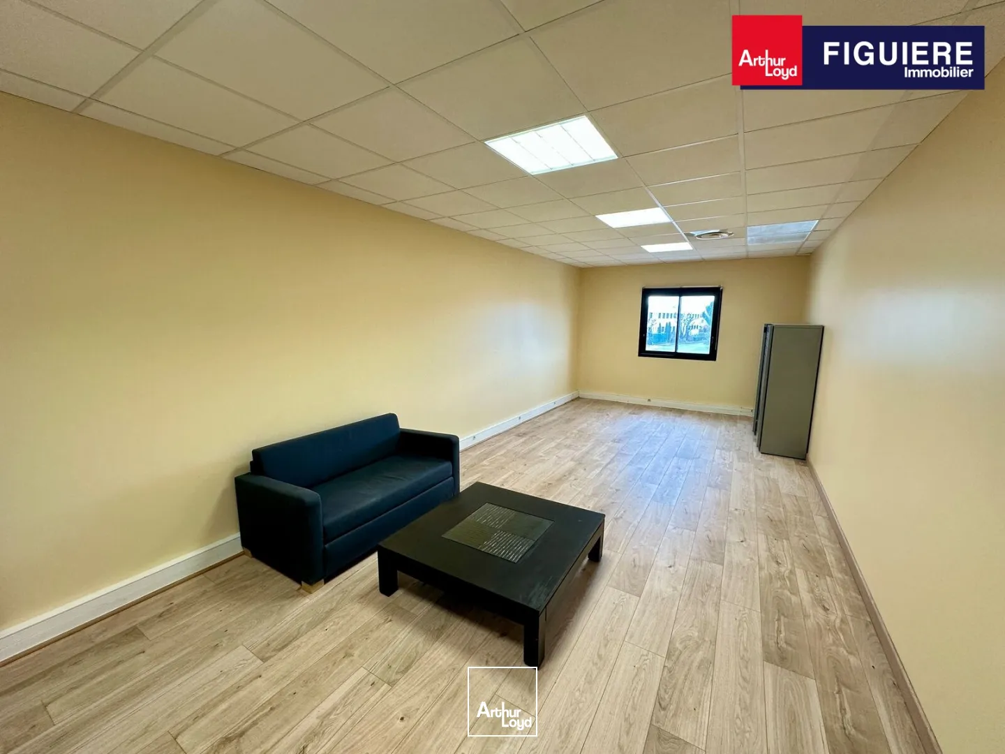 Bureaux - Vente - EGUILLES - 13510 - 75-75 - 7889532