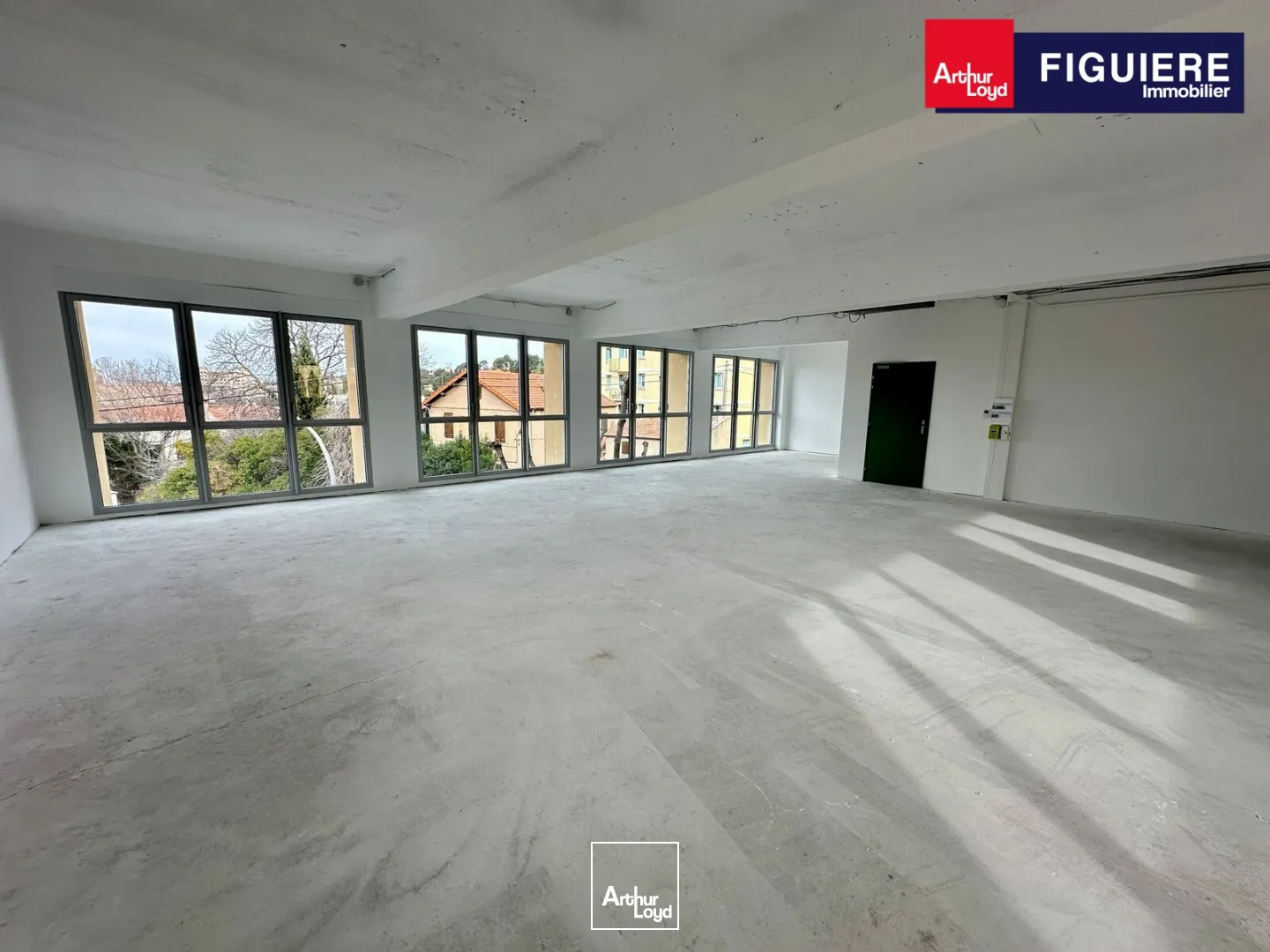 Bureaux - Location - AIX EN PROVENCE - 13100 - 102.23-251.53 - 7889576