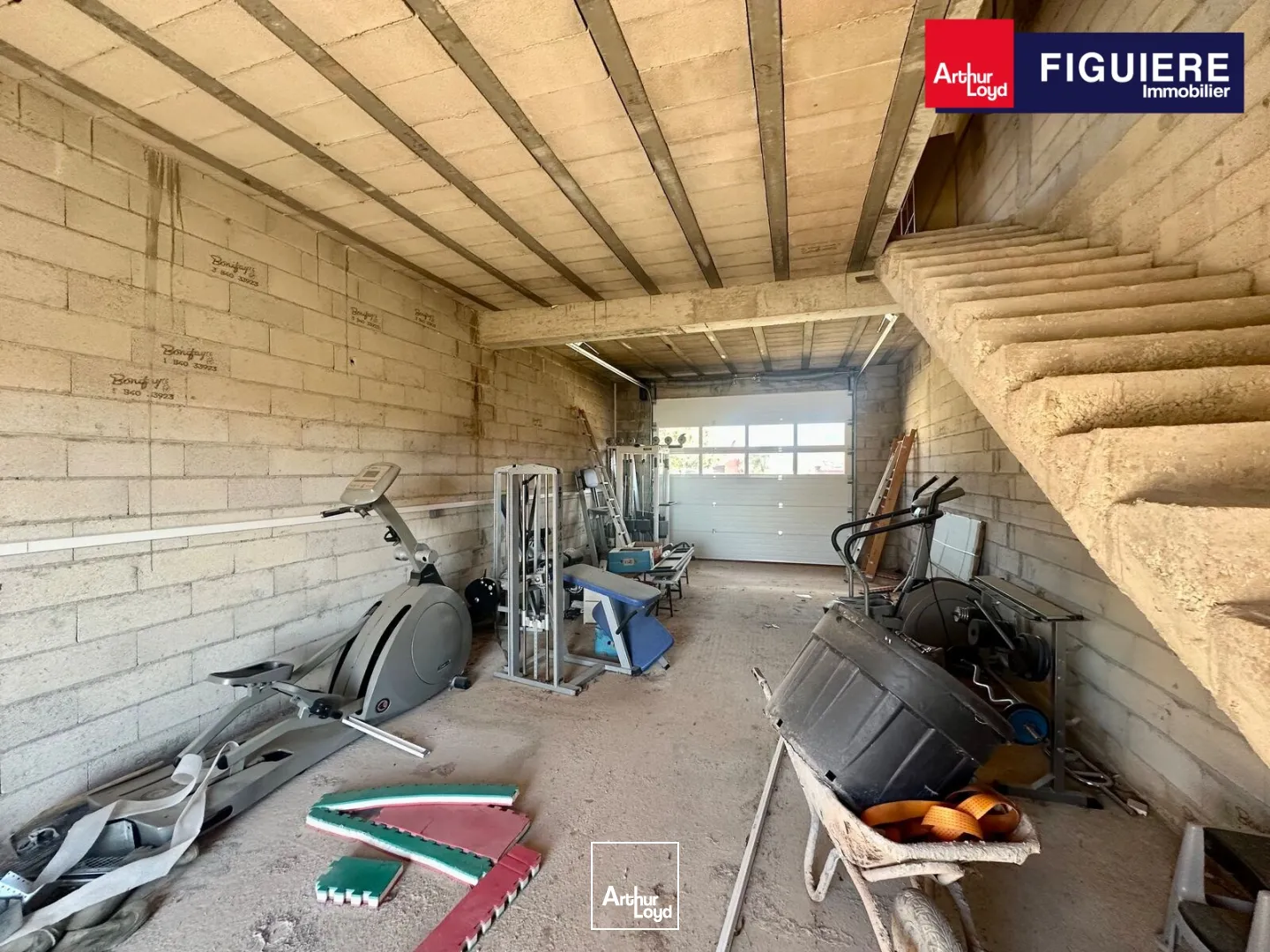 Locaux d'activité & Entrepôts - Location - TRETS - 13530 - 63-405 - 7889625