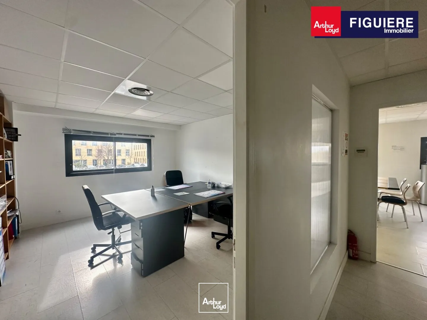 Locaux d'activité & Entrepôts - Vente - AIX EN PROVENCE - 13290 - 384-384 - 7889652