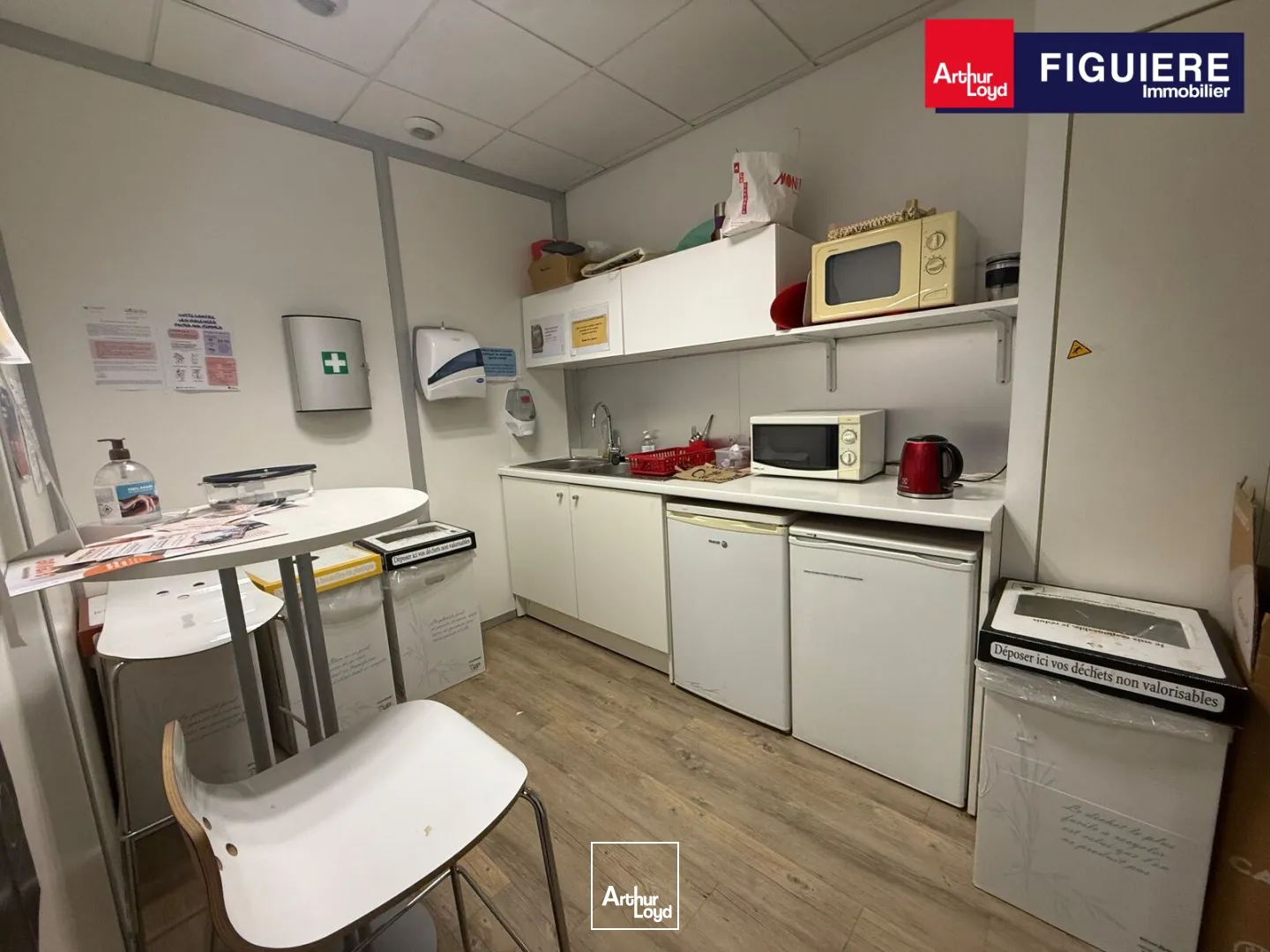Bureaux - Location - AIX EN PROVENCE - 13290 - 261-818 - 7889677