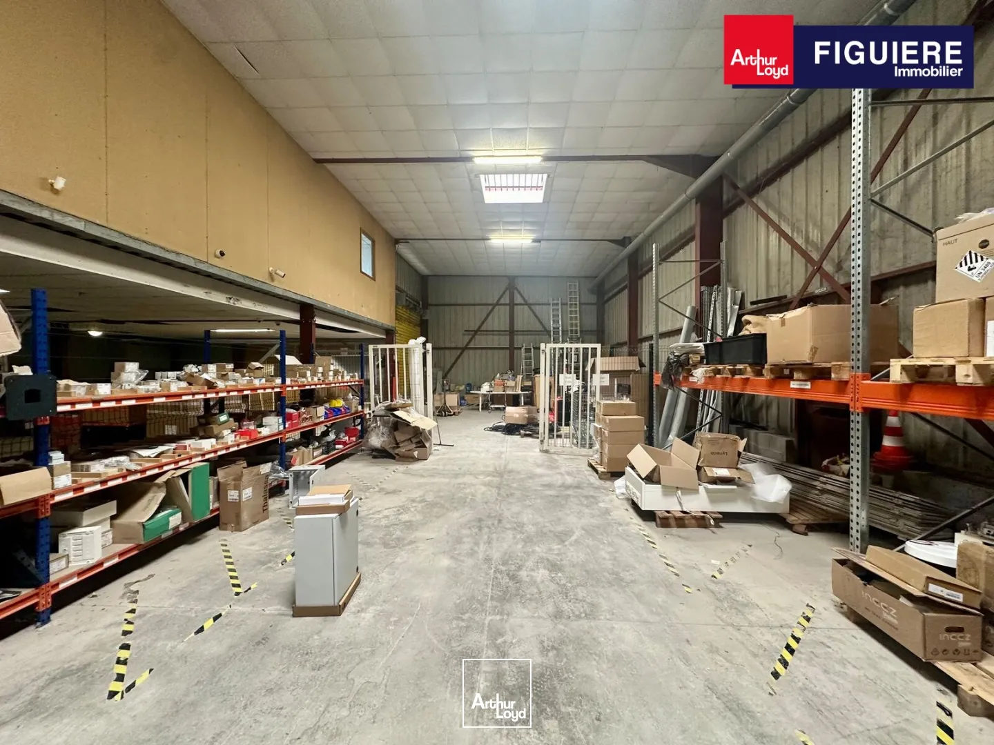 Locaux d'activité & Entrepôts - Location - SAINT VICTORET - 13730 - 590-590 - 7889722