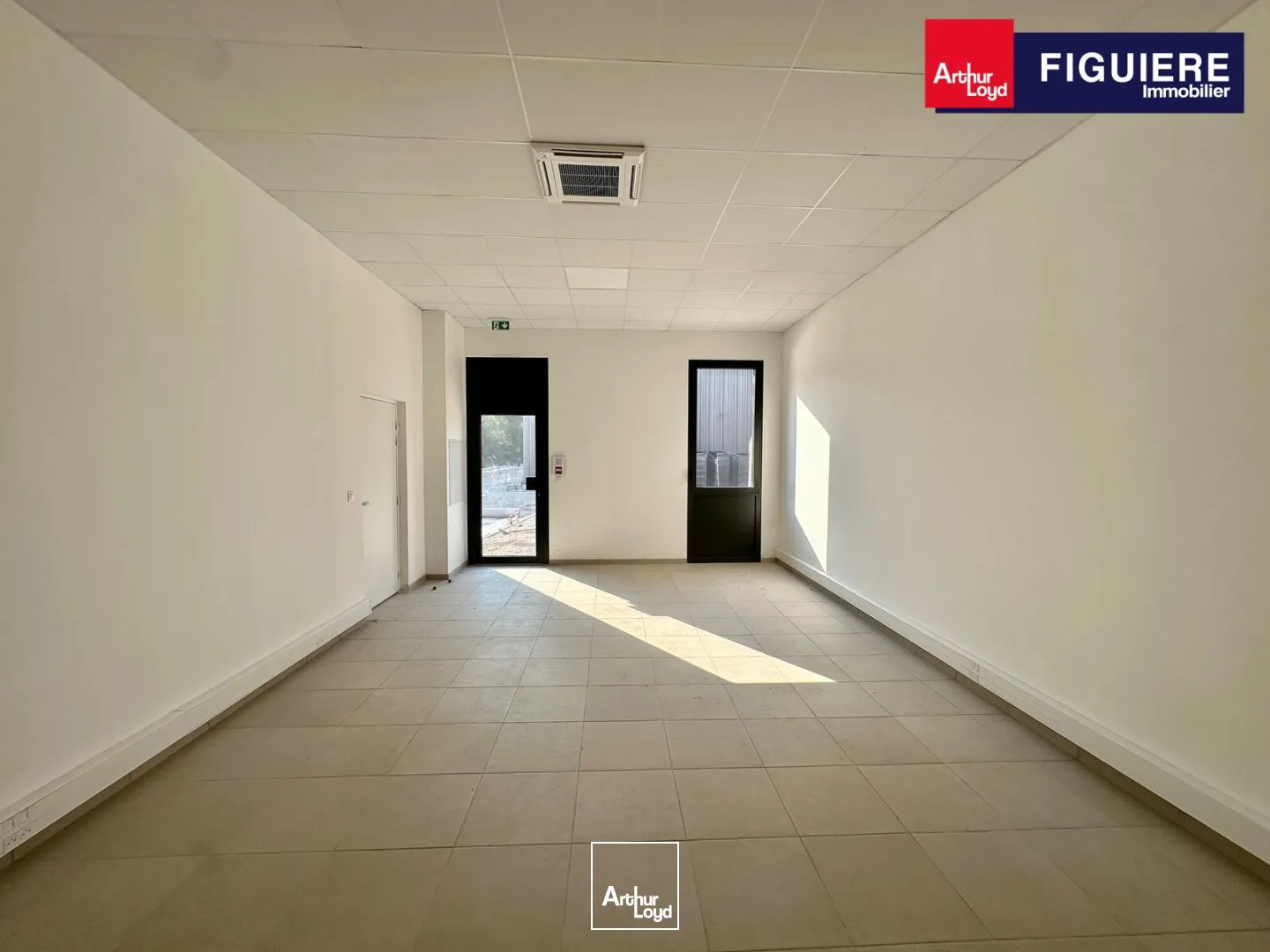 Locaux d'activité & Entrepôts - Vente - BOUC BEL AIR - 13320 - 437.7-1778.81 - 7889796