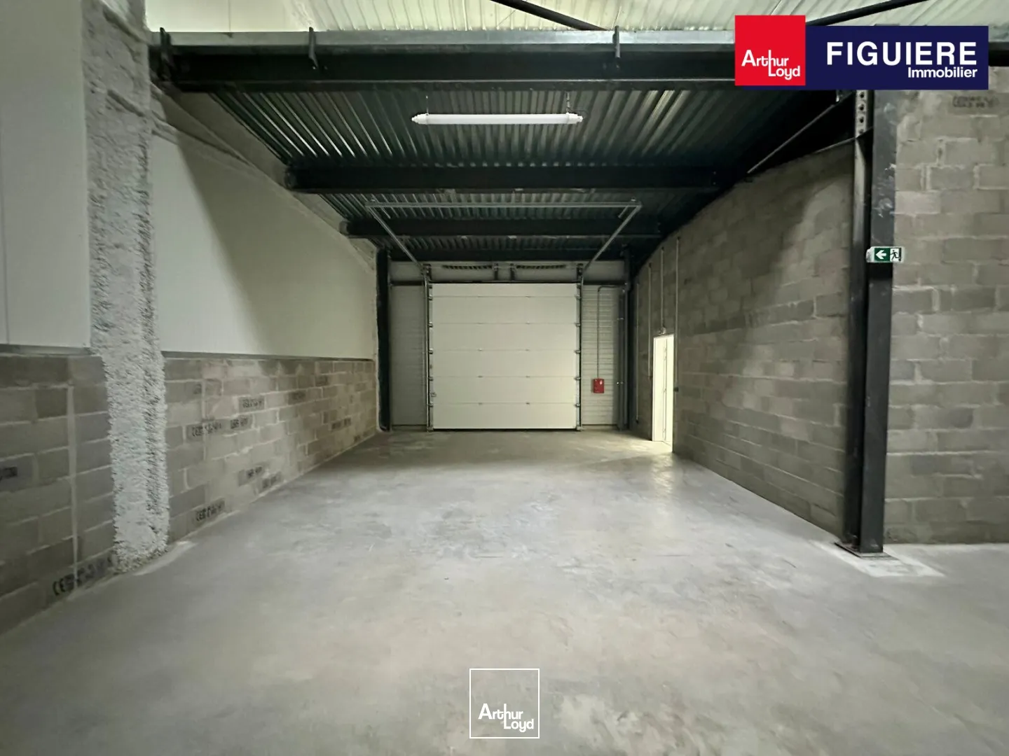 Locaux d'activité & Entrepôts - Location - BOUC BEL AIR - 13320 - 262.12-1052.48 - 7890026