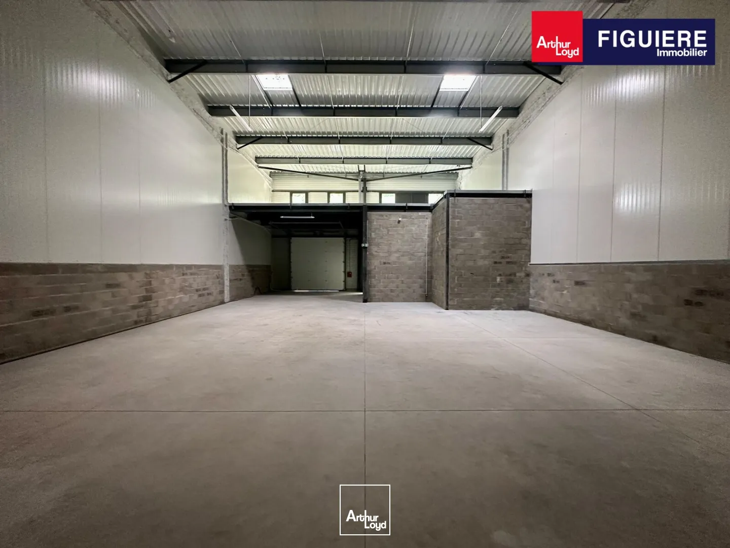Locaux d'activité & Entrepôts - Location - BOUC BEL AIR - 13320 - 299.83-899.61 - 7890034