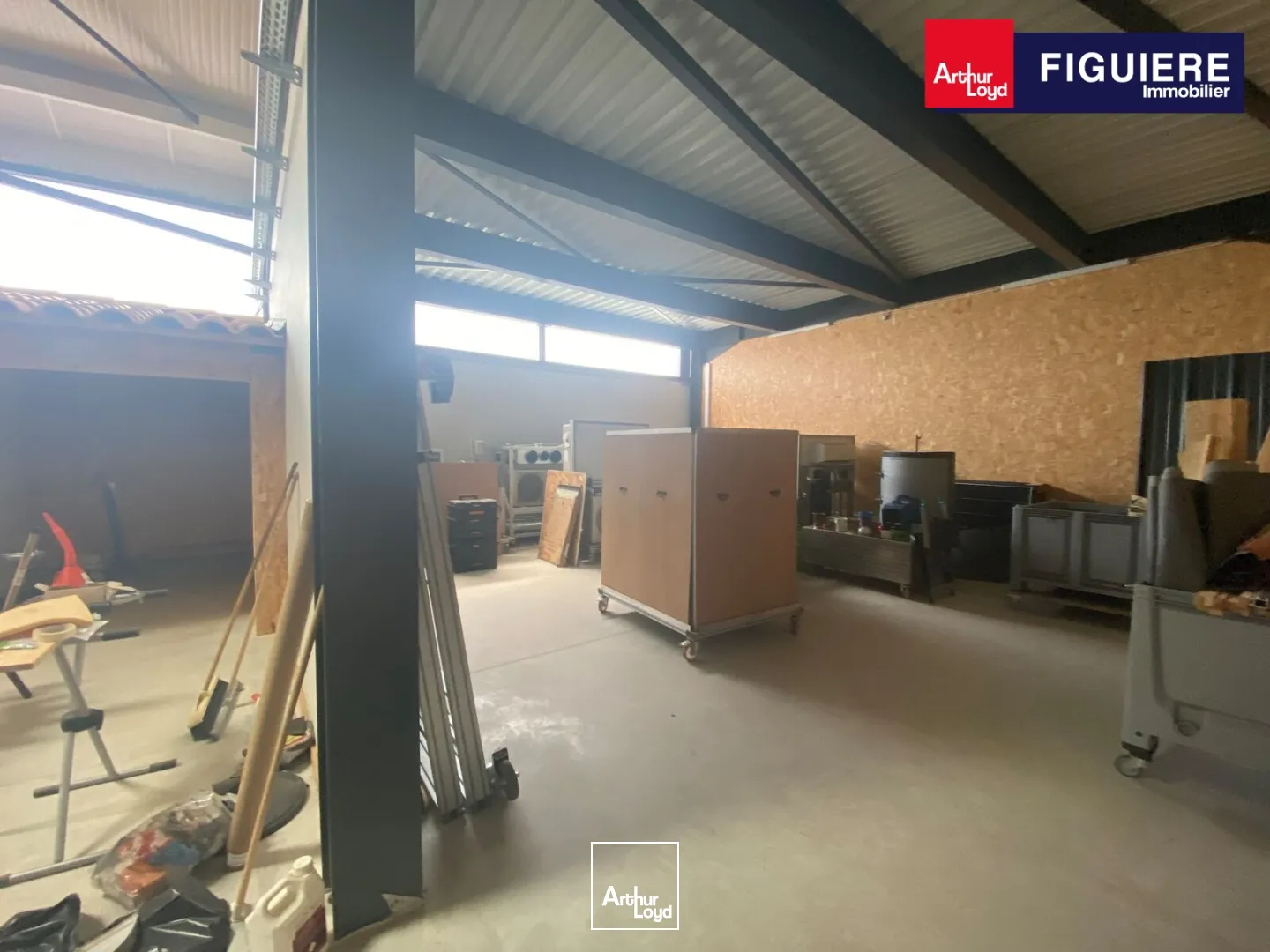 Locaux d'activité & Entrepôts - Location - SALON DE PROVENCE - 13300 - 766-766 - 7890041