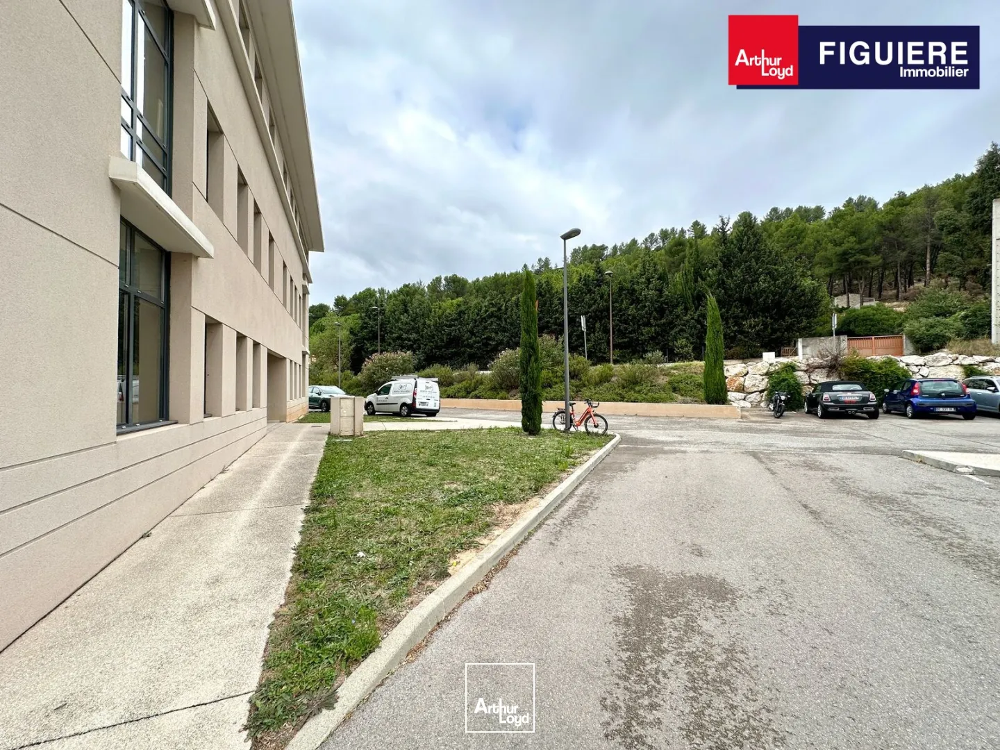 Bureaux - Vente - CHATEAUNEUF LE ROUGE - 13790 - 113.5-113.5 - 7890242