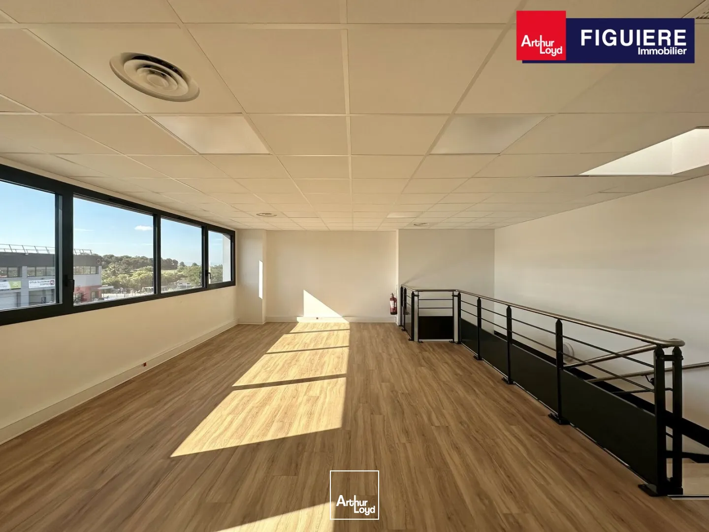 Locaux d'activité & Entrepôts - Location - GIGNAC LA NERTHE - 13180 - 273-273 - 7890265