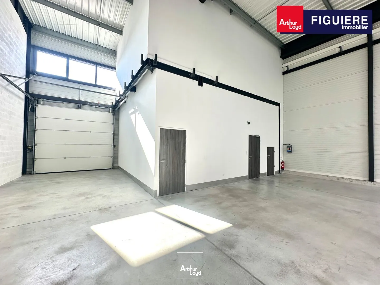 Locaux d'activité & Entrepôts - Location - GIGNAC LA NERTHE - 13180 - 273-273 - 7890260