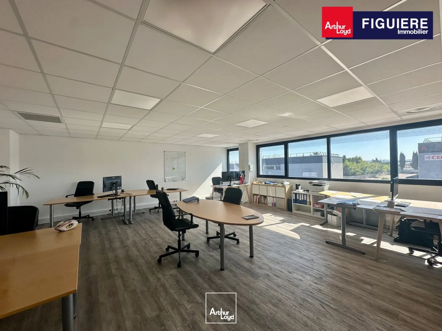 Locaux d'activité & Entrepôts - Location - GIGNAC LA NERTHE - 13180 - 606-606 - 7890317